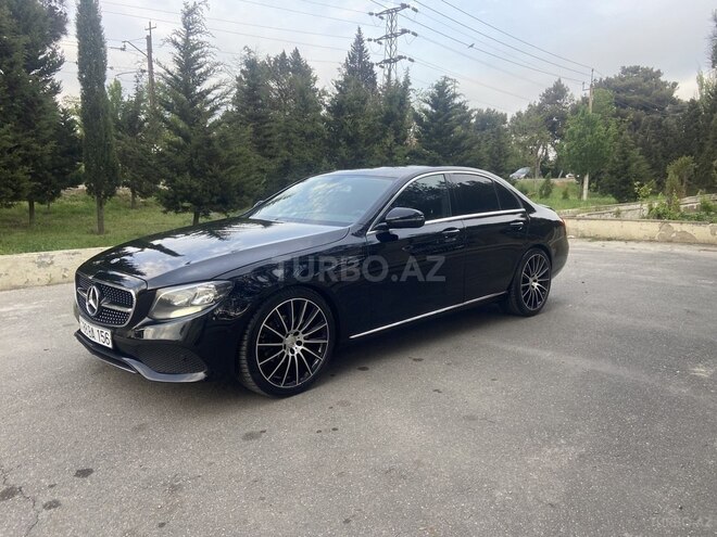 Mercedes E 200 d-2
