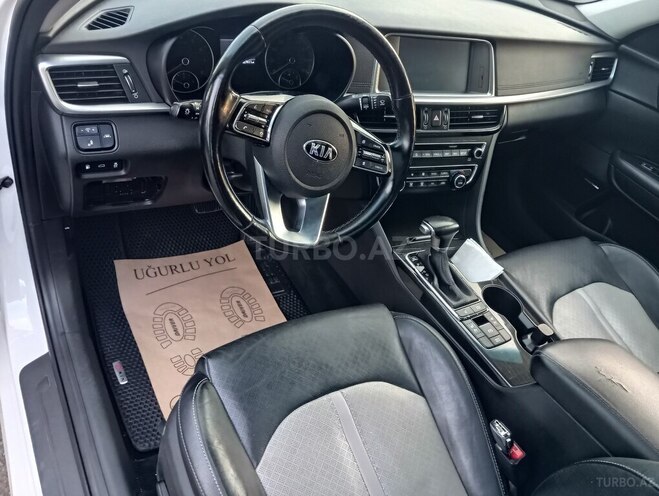 Kia Optima-15