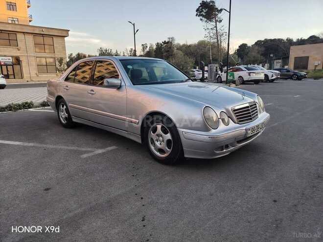 Mercedes E 220-6