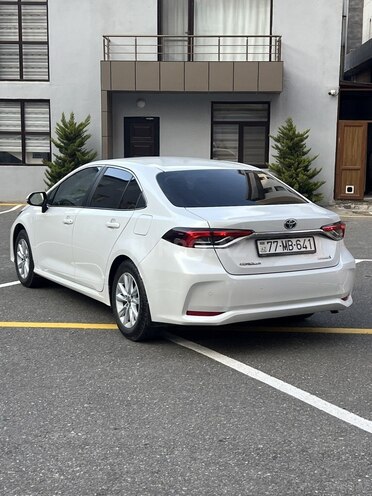 Toyota Corolla-5