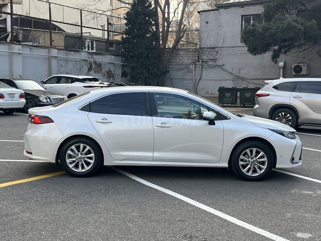 Toyota Corolla-7