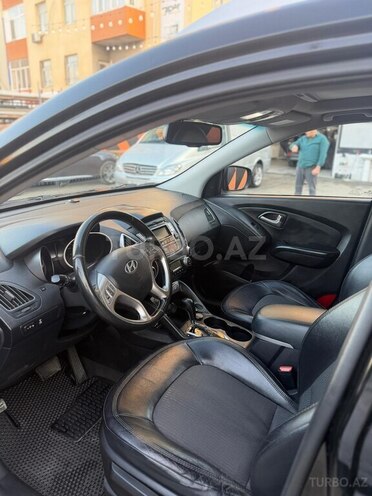 Hyundai ix35-6