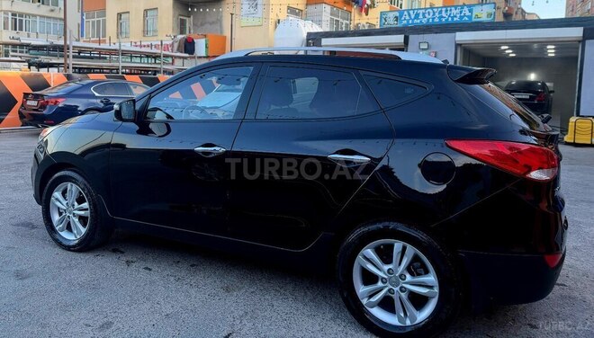 Hyundai ix35-4