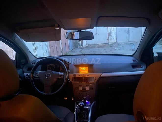 Opel Astra-2