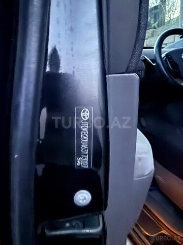 Toyota Prius-14