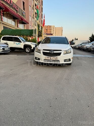 Chevrolet Cruze-1