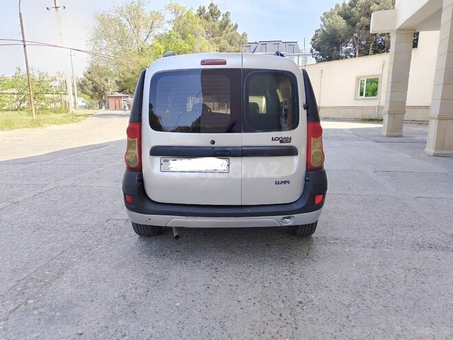 Dacia Logan-7