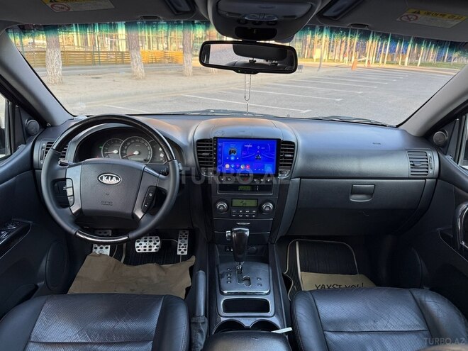 Kia Sorento-11