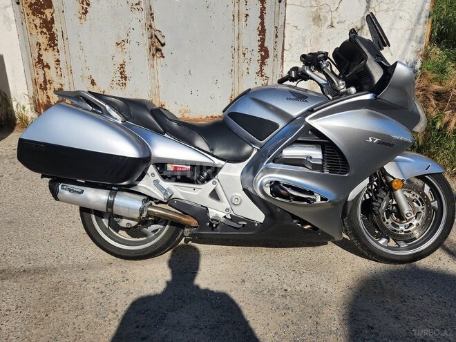 Honda CTX 1300-4