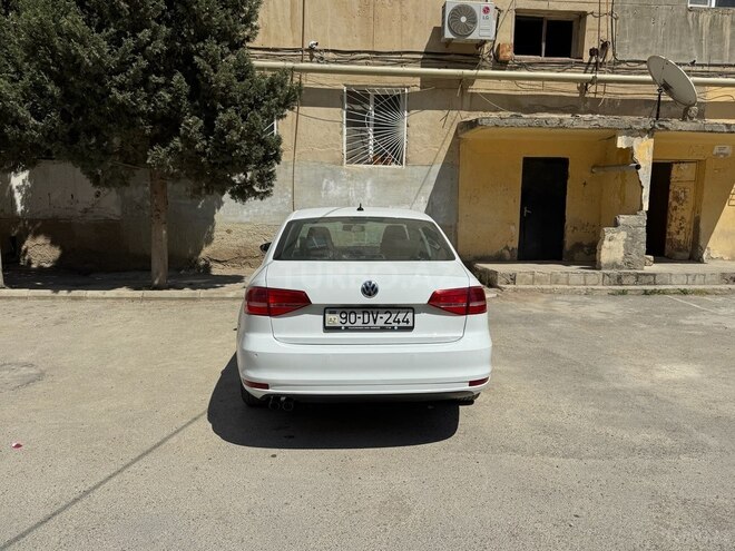 Volkswagen Jetta-7