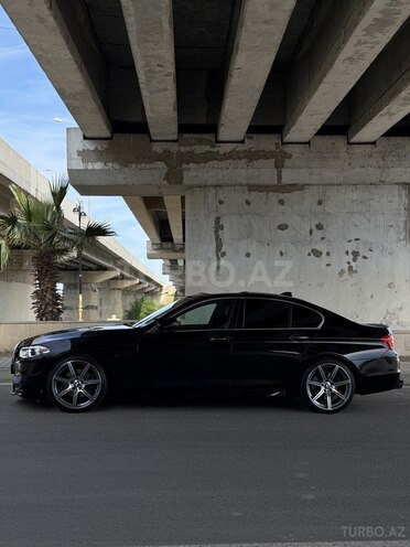 BMW 528-12