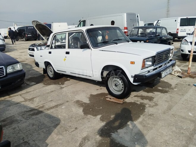 LADA (VAZ) 2107-4