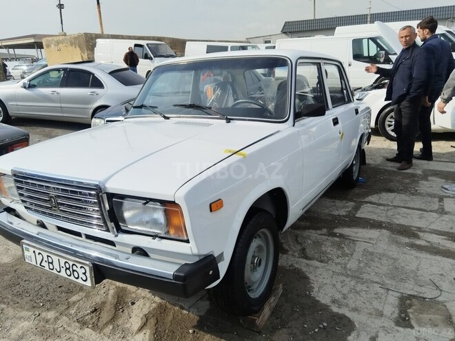 LADA (VAZ) 2107-5