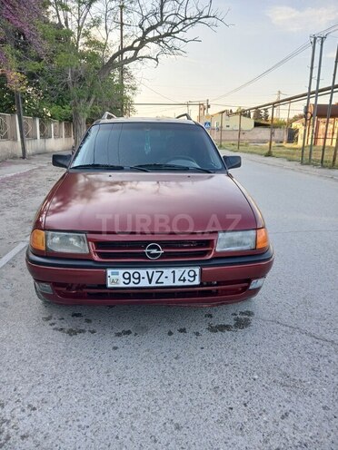 Opel Astra-1
