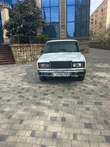 LADA (VAZ) 2107-1