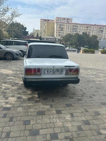 LADA (VAZ) 2107-2