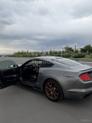 Ford Mustang-3