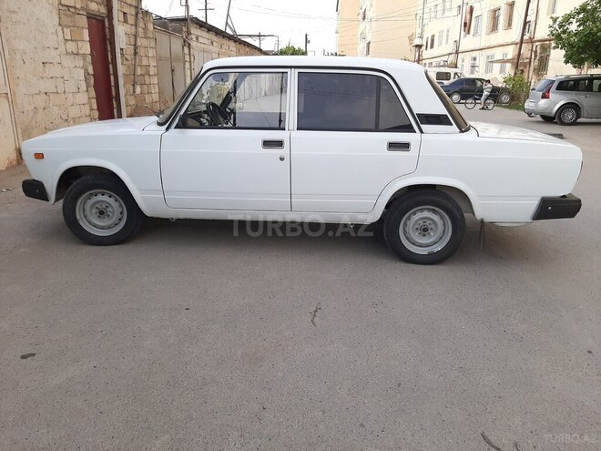 LADA (VAZ) 2107-5