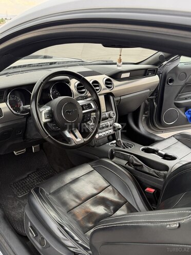 Ford Mustang-9