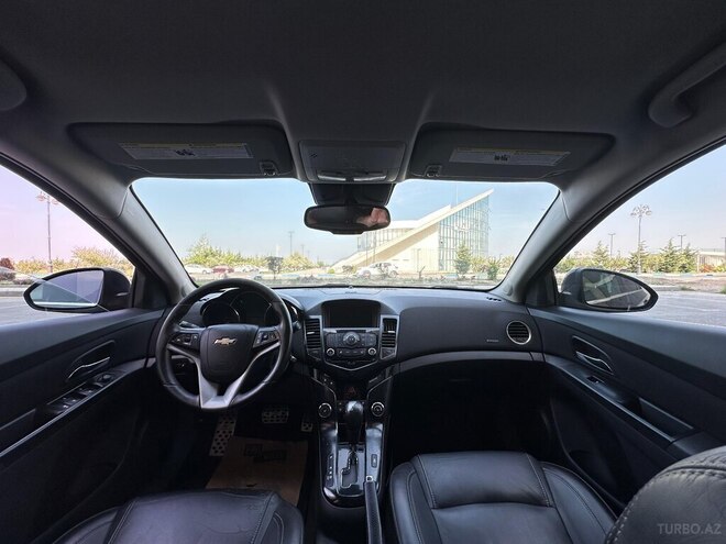 Chevrolet Cruze-6