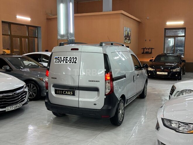 Dacia Dokker-5