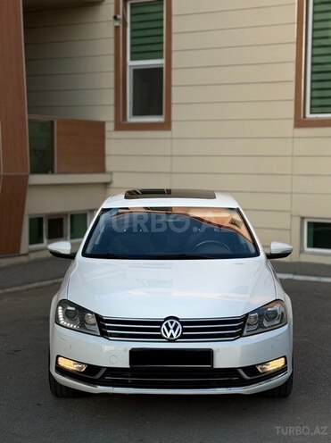 Volkswagen Passat-3