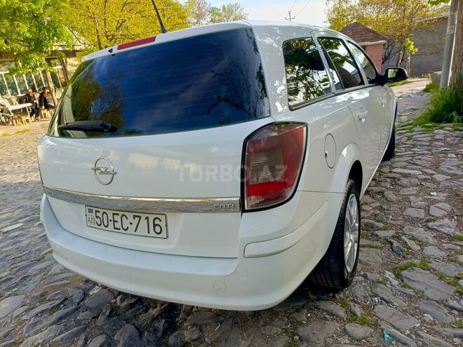 Opel Astra-2
