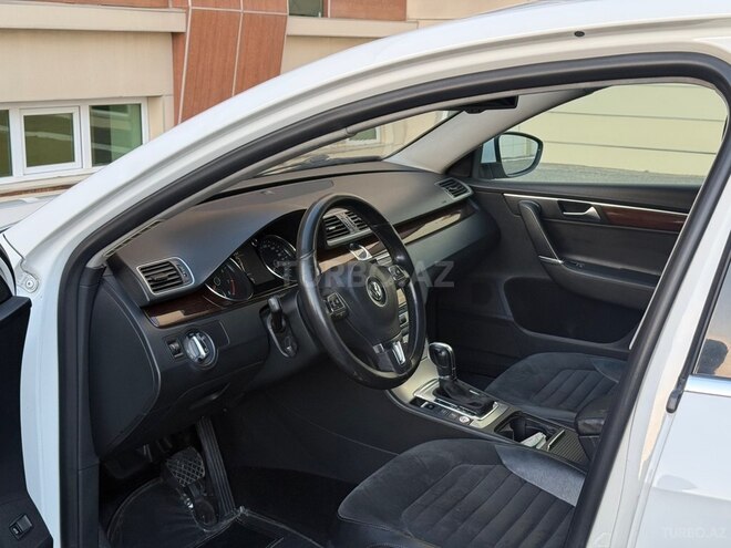 Volkswagen Passat-9