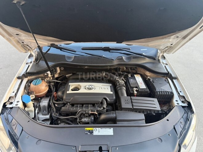 Volkswagen Passat-21