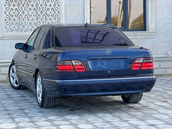 Mercedes E 220-20