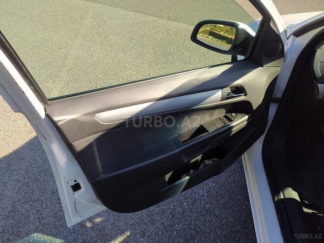 Opel Astra-9