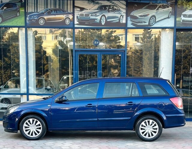 Opel Astra-11