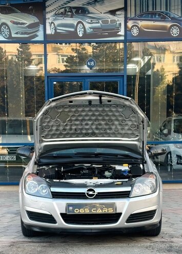 Opel Astra-2