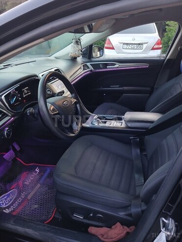 Ford Fusion (North America)-8