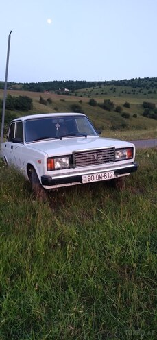 LADA (VAZ) 2107-1