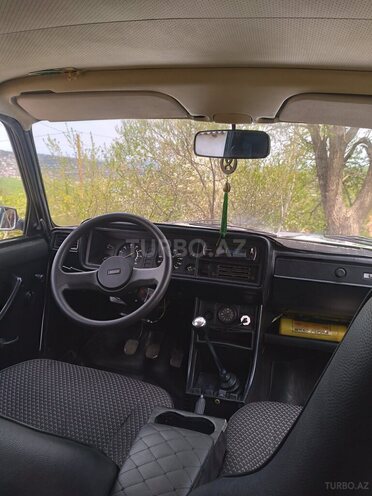 LADA (VAZ) 2107-4