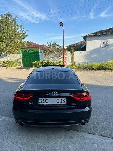 Audi A5-4