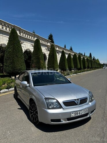 Opel Vectra-4