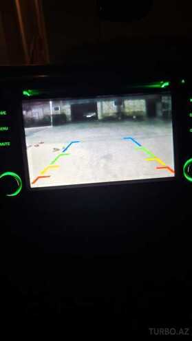 Ford Transit-17