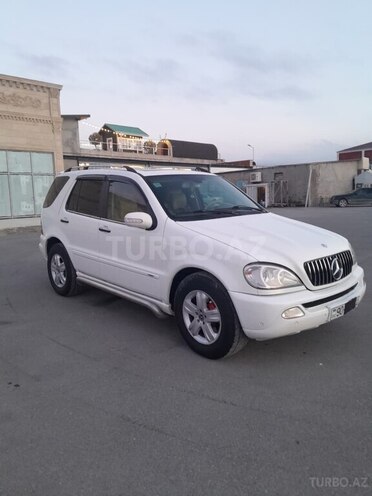 Mercedes ML 320-2