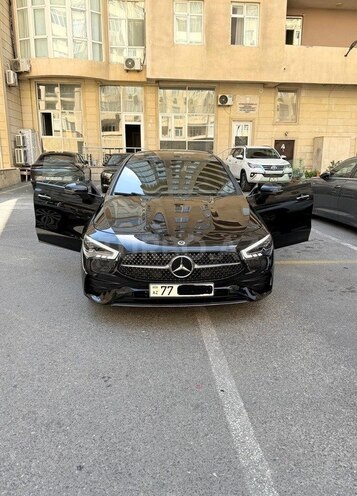 Mercedes CLA 250 e-1