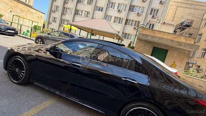 Mercedes CLA 250 e-12