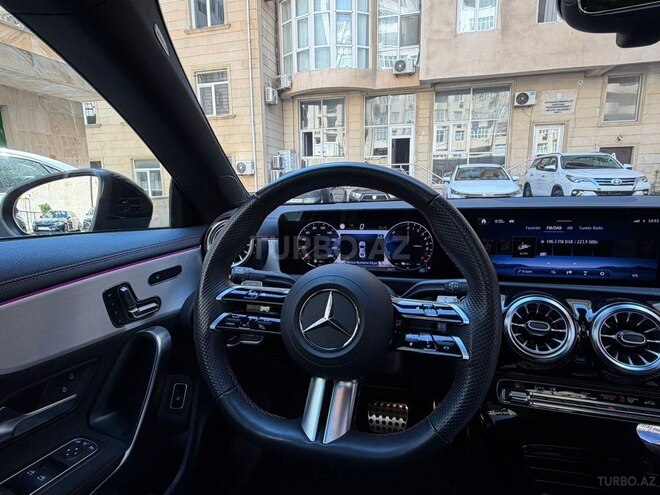 Mercedes CLA 250 e-13