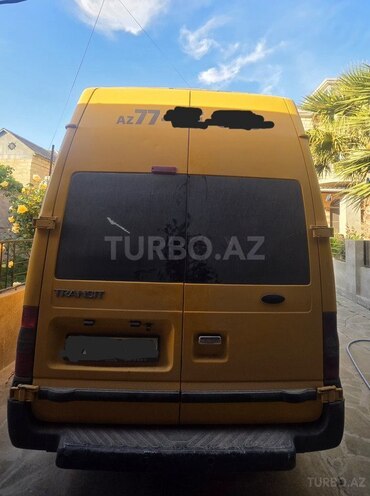 Ford Transit-2