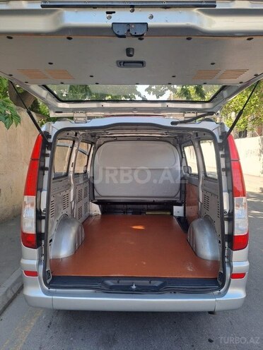 Mercedes Vito-9