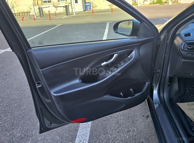 Hyundai i30-12