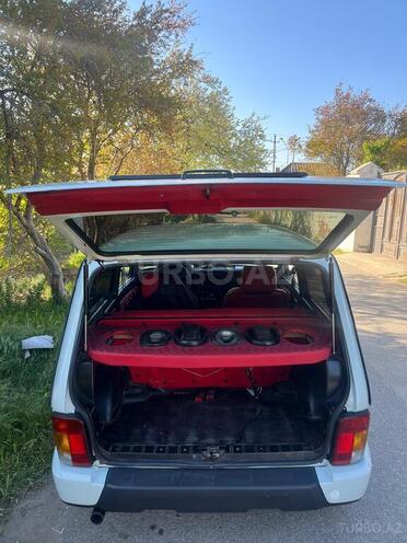 LADA (VAZ) Niva-3