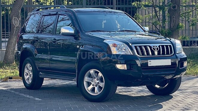 Toyota Land Cruiser Prado-4