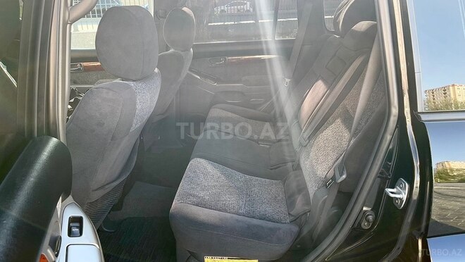 Toyota Land Cruiser Prado-10