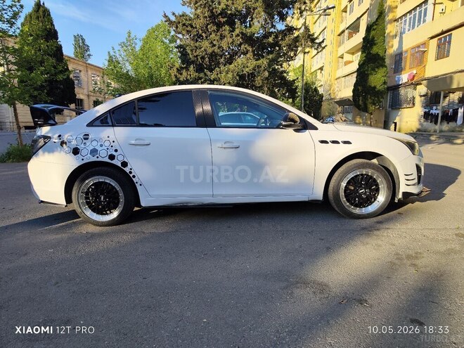 Chevrolet Cruze-21